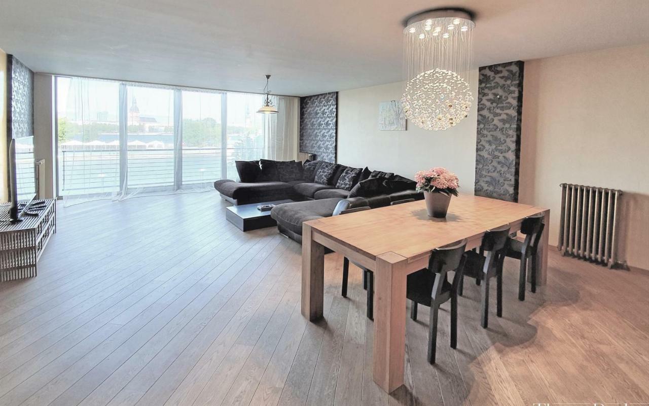 Winwinstay Superior Apartment By River Daugava Рига Екстер'єр фото